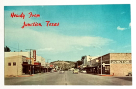 Howdy from Junction Texas Street View Old Cars Downtown TX UNP Postcard c1960s - £9.42 GBP