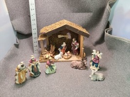 Holiday Home 11 Piece Nativity Set Porcelain and Wood EUC and IOB - £14.99 GBP