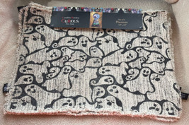 Cynthia Rowley Ghosts (4) Black Beige 100% Cotton Placemats Nwt 13”x19” - £27.10 GBP