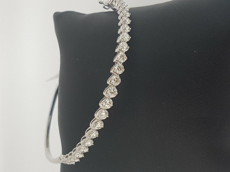 18Carat White Gold Diamond Half Circle Hinged Bangle 2.11 carats Item image 6