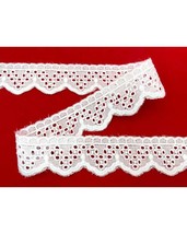 English embroidery lace braid 2.5cm San Gallo 4BF41A scalloped steering wheel... - £1.40 GBP