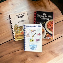 Lot of 3 Kids Cookbooks Cooking For Kid Easy Child Recipes Small Local S... - $273.69 MXN