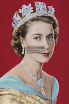 Queen Elizabeth Ii Of England Wearing Crown 4X6 Photo Postcard - £5.12 GBP