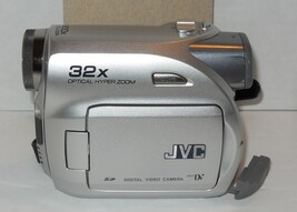 JVC GR-D370U MiniDV Video Movie Camera Camcorder PARTS OR REPAIR Not wor... - $51.63