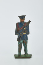- VINTAGE LEAD TIN SOLDIER MARCHING WITH RIFLE IN BOTH HANDS - $9.21