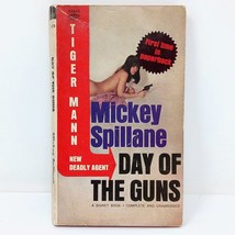 Day of The Guns by Mickey Spillane - 1965 Signet Paperback Book - First Printing - £5.98 GBP