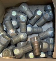 Box of 25 Quantity of Machine Bolts 19207 | 5306-00-538-0854 | DLA500-80... - $27.07