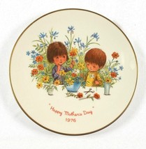 Moppets Plate Mother&#39;s Day 1976 8.5 inches Diameter by Gorham - $9.49