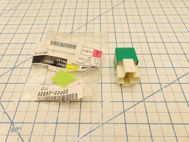 Toyota 90987-03003 Relay 4 Terminal - $435.57 MXN