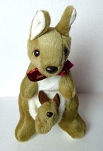Australian Design Kangaroo with Joey I Heart Aus plush toy - £10.83 GBP