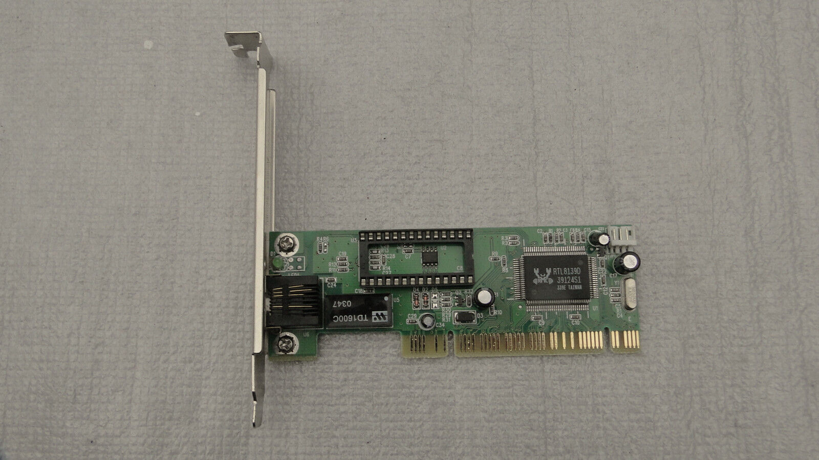 Realtek RTL8139D  10/100 PCI Network LAN  Interface NIC Card Ethernet RJ45 - $6.35