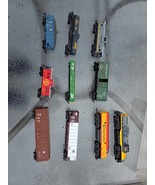 vintage HO train lot 8 cars 2 engines Life-Like Walthers Chessie 4472 CS... - $83.27 CAD