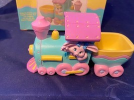Vintage NOS Crayola Bunny Easter Eggspress Hallmark Train Candy Holder 1993 - $12.19