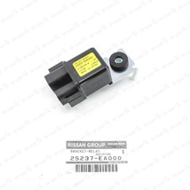 New Genuine Nissan 04-12 Armada Rear Suspension Air Ride Relay With Bracket - £26.88 GBP