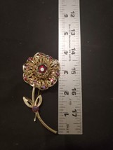 SARAH COV Goldtone Filigree Petals Red &amp; Clear Rhinestones Flower 4.5 Br... - $13.40