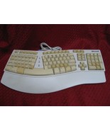 Microsoft X06-19331 KB-0045 White PS/2 Keyboard - $34.49 CAD
