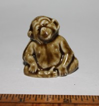 Wade Monkey Chimp Rose Tea Figurine First 1st US Series - Made in England - $5.00