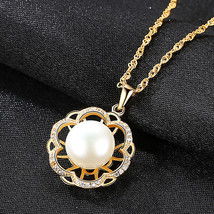 S925 Pearl Necklace Plated 18K True Gold Fashion Ladies Necklace Pin - £23.70 GBP