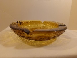 Vintage Large Anchor Hocking Soreno Amber/ Honey Gold Glass Ashtray MCM-... - $21.78