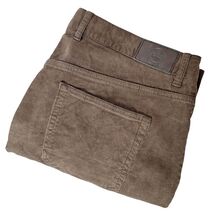 Pre-loved Partner

Peter Millar Superior Soft Corduroy Pants 35 Dark Bro... - $36.04