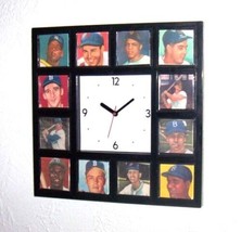 Topps 1952 Wax Pack stars Mickey Mantle Willie Mays Clock with 12 pictures - £25.60 GBP