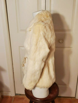 Women&#39;s White Rabbit Fur Coat with Sash - £78.21 GBP