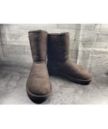 UGG Australia Boots Women 7M Classic Short Shoes Brown Suede Shearling 5... - $27.54