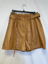 Vero Moda Belted Shorts Size Large NWOT - £10.10 GBP