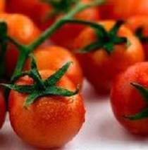 300 pcs Small Red Cherry Tomato Lycopersicon Lycopersicum Fruit Vegetable Seeds - £7.07 GBP