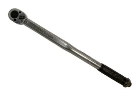 Tektron 1/2&quot; Drive Click Torque Wrench 24335 Ratcheting 10-150ft lb 13.6... - £31.93 GBP