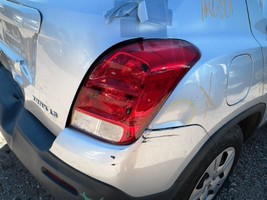 Passenger Tail Light Incandescent Lamps Opt Tvm Fits 13-22 TRAX 104864398 - $1,522.88 MXN