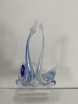 Beautiful Art Glass Stretch Glass? Pair of Swans Opalescent Blue Figurine  - £31.93 GBP