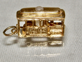 VINTAGE 14K YELLOW GOLD MOVABLE SAN FRANCISCO CABLE CAR TROLLEY CHARM- 3... - $450.45