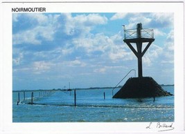 France Postcard Passage du Gois Ile de Noirmoutier Vendee - £2.32 GBP