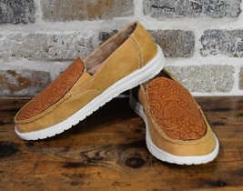 Very G women&#39;s gypsy jazz slip-on shoes in Tan Ariel - $41.07 CAD