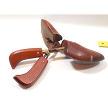Vintage Shoe Keepers Rochester NY Shoe Tree Wood Mohawk #4 - $11.40