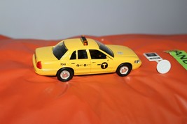 NYC New York City Yellow  Ford Crown Victoria Taxi Cab With Parking Sign Toy - £19.46 GBP