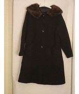 Beautiful Vintage Womens Black Coat with Fur collar Super Nice! - $3,316.76 MXN