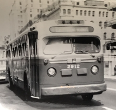 1970s Southeastern Pennsylvania SEPTA Bus #2912 B&amp;W Photograph Philadelphia PA - £7.56 GBP