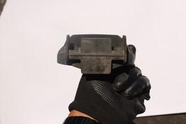 2000-2006 MERCEDES BENZ W220 S430 S500 HEADLIGHT HEADLAMP BULB COVER CAP K3056 image 9