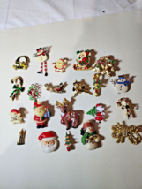 21  Vintage Christmas Brooches/Pins Lot - Santa, Snowman, Reindeer, Holiday - $15.83