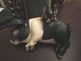 The Harvey Knox Kingdom Ceramic Sow &amp; Piglet Figurine [*A] - £59.35 GBP