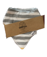 Wilde Tyke Cute Baby Bibs (Made From 100% Organic Cotton) (4 Pack - New). - $148.25 MXN