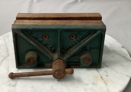 Vintage LH &amp; F Co Littlestown PA No 166 Under Bench Wood Working Vise Clamp - £25.69 GBP