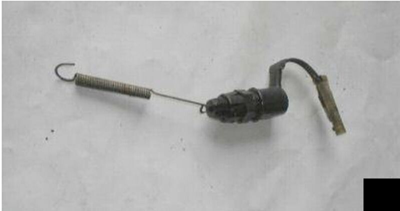 1976 Yamaha XS 750 Kick Stand Kill Switch - $3.88