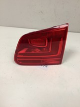 2012 - 2017 Volkswagen Tiguan Passenger Rh Lid Tail Light Oem A78R-8529 Tc - $54.45