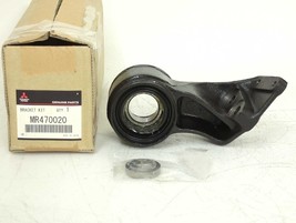 New OEM Genuine Front CV Axle Bearing Bracket 2000-2005 Eclipse RH MR470020 - $133.65