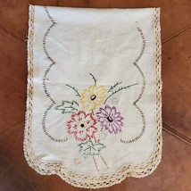 Vintage Table Runner Embroidery Crochet 32x12 Inch Pink Purple Yellow Fl... - €9,85 EUR