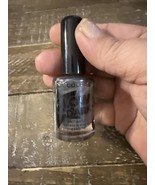 L.A Colors Glow In The Dark Nail Polish Reaper - $40.54 CAD