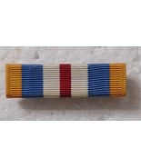 DEFENSE SUPERIOR SERVICE MEDAL RIBBON BAR - $63.88 MXN